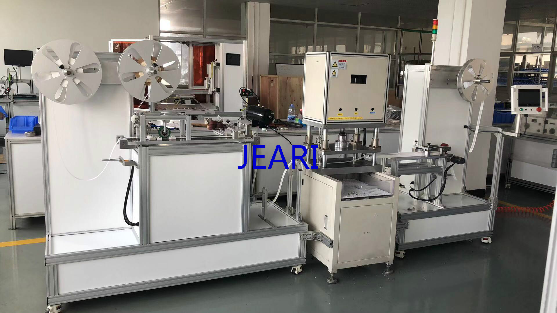 Process equipment for photochemical coloration dry